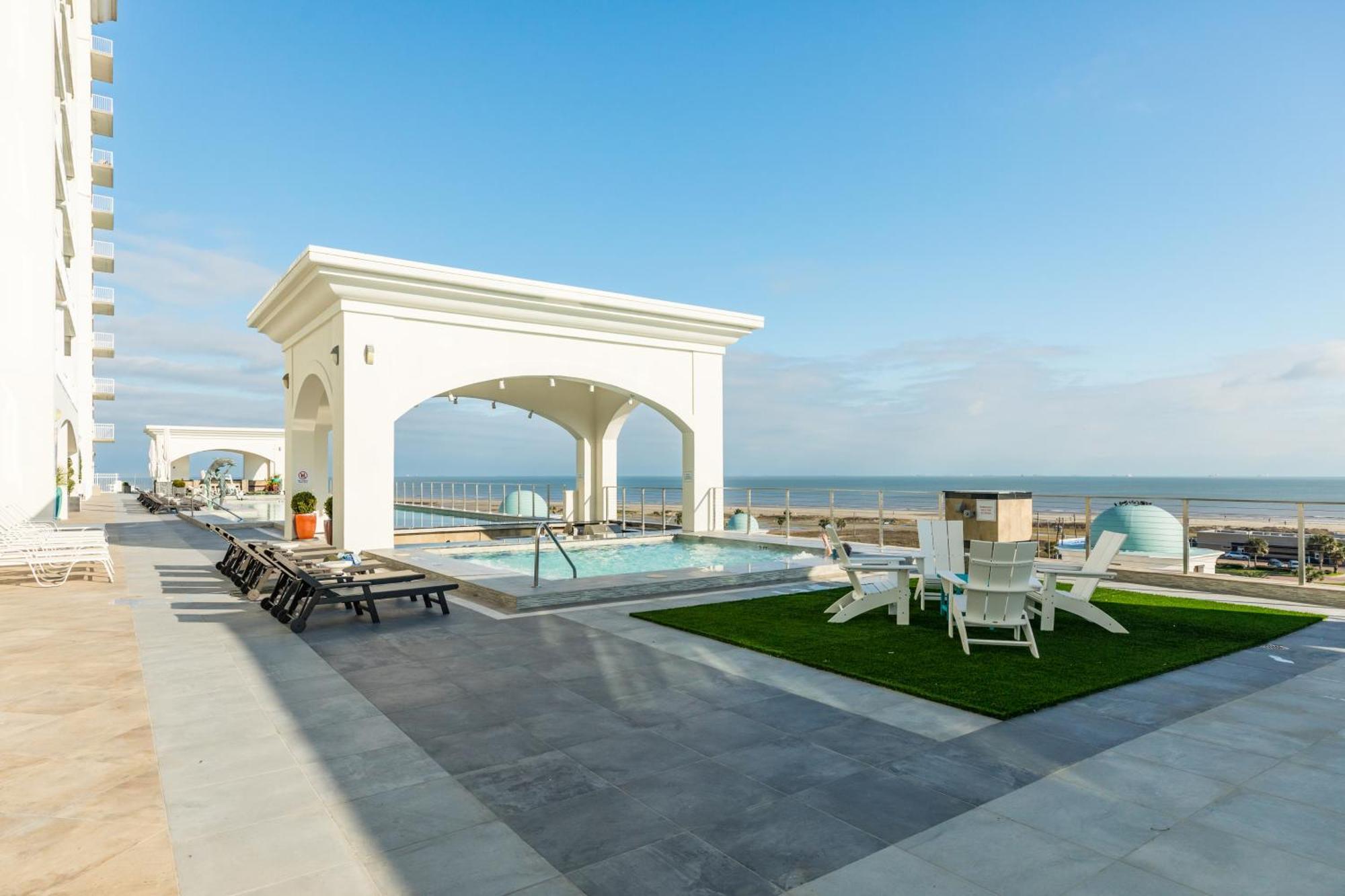 Emerald By The Sea Retreat Galveston Chambre photo