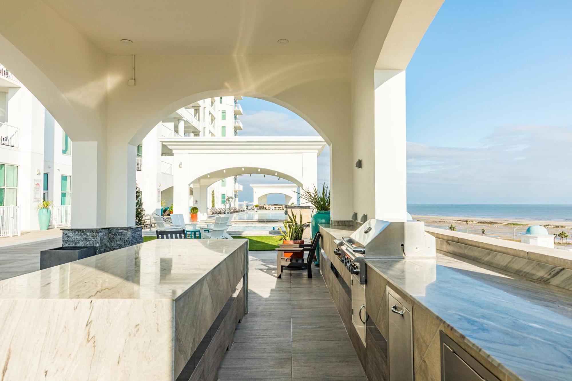 Emerald By The Sea Retreat Galveston Chambre photo