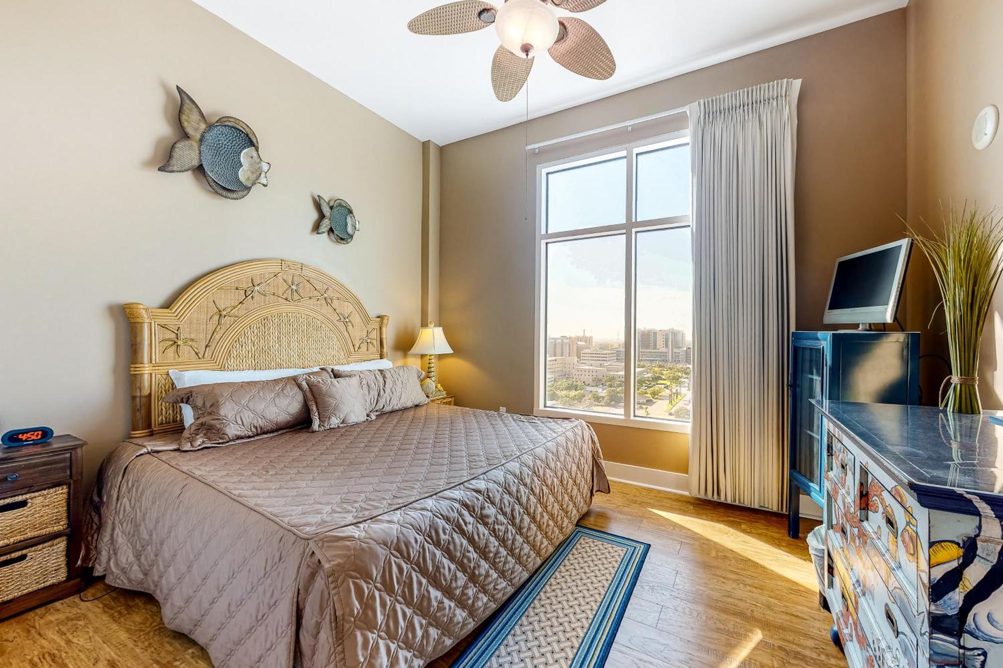 Emerald By The Sea Retreat Galveston Chambre photo