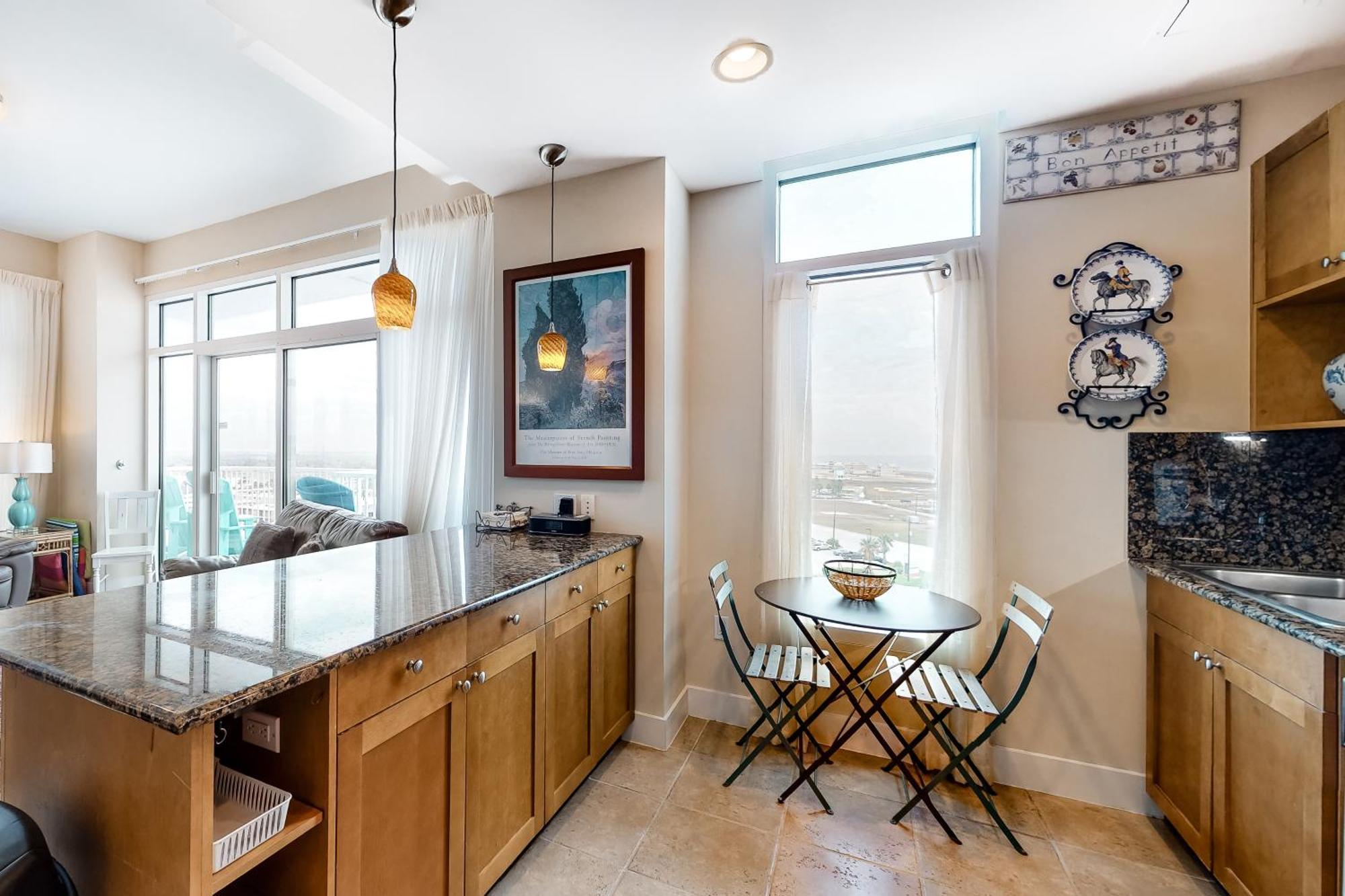 Emerald By The Sea Retreat Galveston Chambre photo